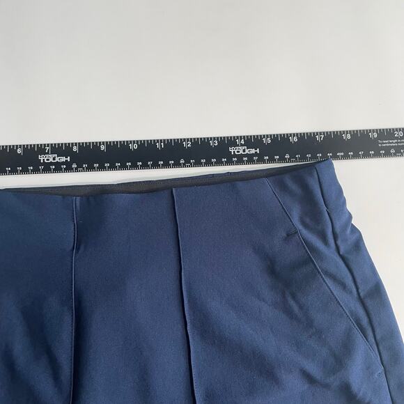 Adidas Womens Pintuck 5" Pull-On Golf Shorts Navy Blue Size Large NWT - Picture 4 of 10